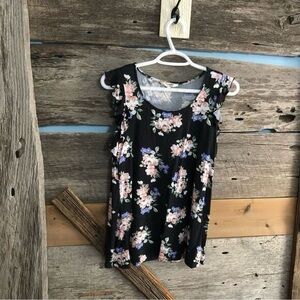 NO Comment Size Med Black Ruffle Cold Shoulder Top